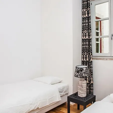 Apartment Alfama Chic 1